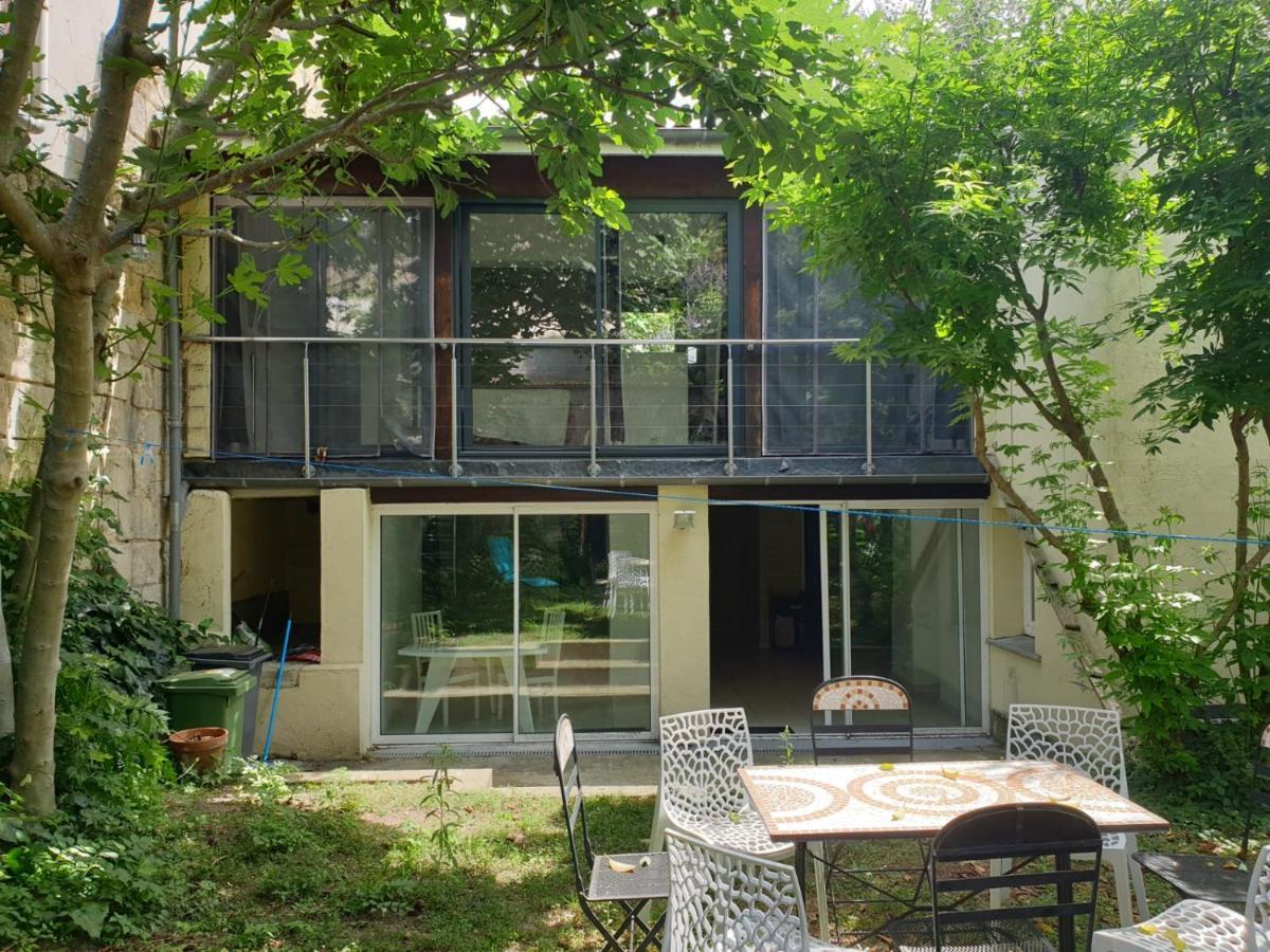 Maison Chartrons: Spacious Garden Retreat in Central Bordeaux Villa Exterior photo